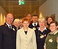 Delegation der Heilsarmee im Bundestag bei Petra Pau; Foto: Marion Heinrich