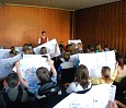 Berliner Schülerinnen und Schüler besuchen den Bundestag; Foto: Axel Hildebrandt